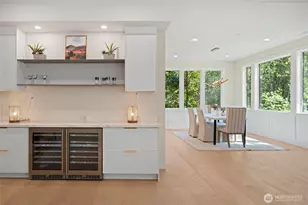 955 103rd Ave SE, Bellevue, WA 98004 - Photo 4