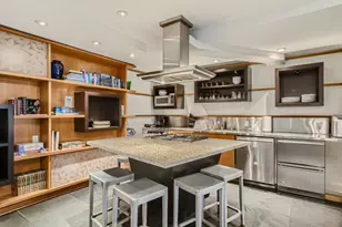 1410 E Pine St, Seattle, WA 98122 - Photo 26