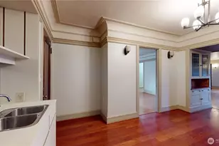 231 Summit Ave E, Seattle, WA 98102 - Photo 6