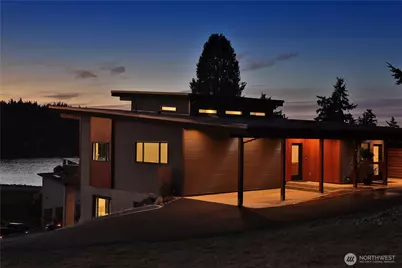 5453 Harborside Lane, Freeland, WA 98249 - Photo 2