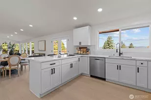 2606 170th Ave SE, Bellevue, WA 98008 - Photo 8