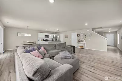 7806 24th Court SE, Lacey, WA 98503 - Photo 4