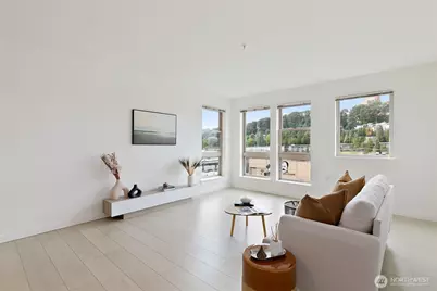 827 Hiawatha Place S #402, Seattle, WA 98144 - Photo 2