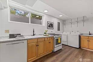 2819 W McGraw St, Seattle, WA 98199 - Photo 28