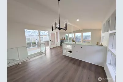 2819 W McGraw Street, Seattle, WA 98199 - Photo 12