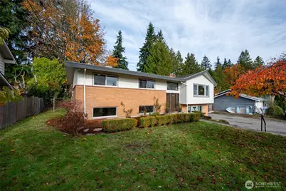 324 NW 195th Street, Shoreline, WA 98177 - Photo 2