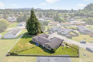 11217 N Skagit St, Burlington, WA 98233 - Photo 2