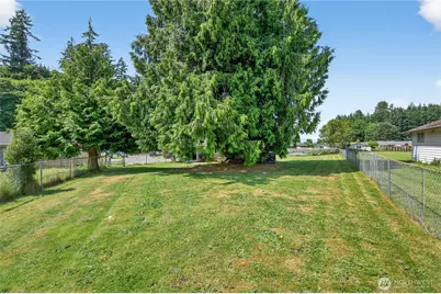 11217 N Skagit St, Burlington, WA 98233 - Photo 34