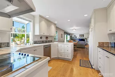 7725 91st Avenue SW, Lakewood, WA 98498 - Photo 10