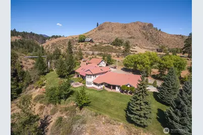 572 B W Chewuch Rd (Barron Blvd), Winthrop, WA 98862 - Photo 6