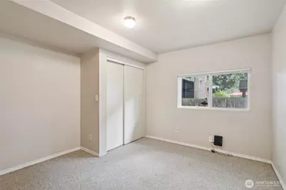 8649 18th Avenue SW, Seattle, WA 98106 - Photo 16