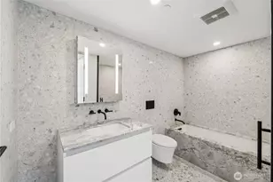 300 Virginia St, Seattle, WA 98121 - Photo 14