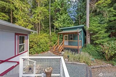 7589 Bailey Road, Clinton, WA 98236 - Photo 34
