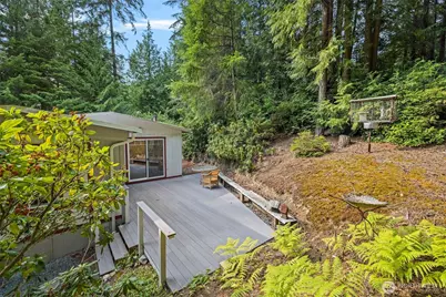 7589 Bailey Road, Clinton, WA 98236 - Photo 32