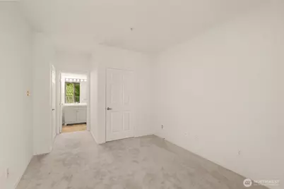 12530 Admiralty Way #I202, Everett, WA 98204 - Photo 12