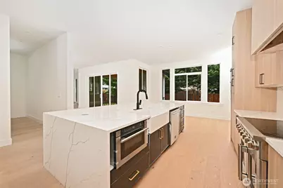 17526 Fremont Avenue N, Shoreline, WA 98133 - Photo 14