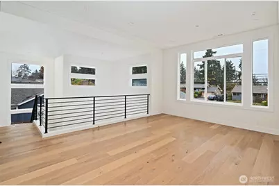 17526 Fremont Avenue N, Shoreline, WA 98133 - Photo 26