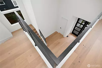 17526 Fremont Avenue N, Shoreline, WA 98133 - Photo 24