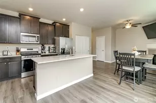 106 McNeal Ave, Bremerton, WA 98312 - Photo 4