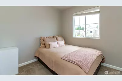 106 McNeal Avenue, Bremerton, WA 98312 - Photo 8