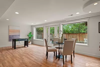 12623 NE 28th Street, Bellevue, WA 98005 - Photo 22