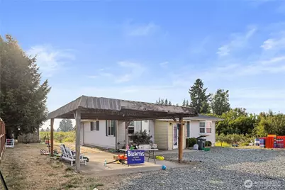 7025 Hannegan Road, Lynden, WA 98264 - Photo 20