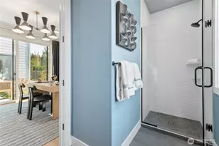 13721 SE 85th St, Newcastle, WA 98059 - Photo 4