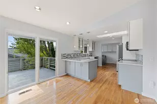 220 Skagit Way, La Conner, WA 98257 - Photo 10