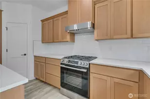 16216 76th Ave Ct E, Puyallup, WA 98375 - Photo 10