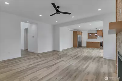 16216 76th Avenue Ct E, Puyallup, WA 98375 - Photo 4