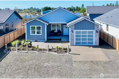 992 Alida Court SE, Ocean Shores, WA 98569 - Photo 2
