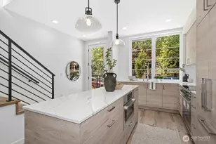 118 C 2nd Street S, Kirkland, WA 98033 - Photo 8