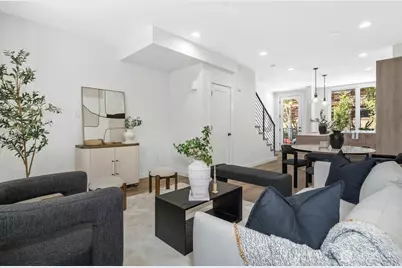 118 C 2nd Street S, Kirkland, WA 98033 - Photo 2