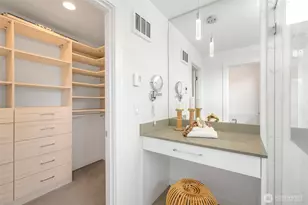 2706 S Washington St, Seattle, WA 98144 - Photo 14