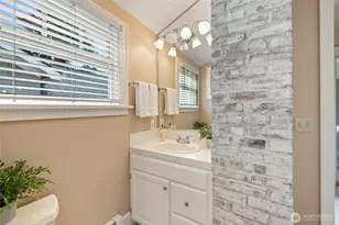 709 N C St, Tacoma, WA 98403 - Photo 24