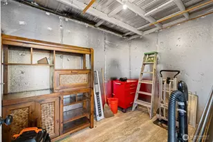 921 S 3rd Ave, Sequim, WA 98382 - Photo 2