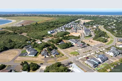 1045 Tonquin Avenue SW, Ocean Shores, WA 98569 - Photo 32