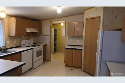 12424 212th Street NE, Arlington, WA 98223 - Photo 4