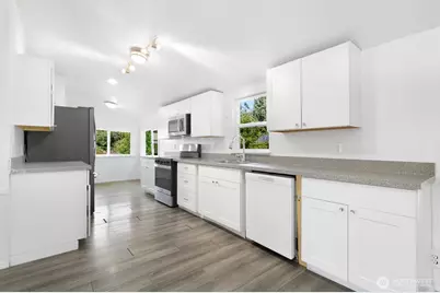 21605 145th Street E, Bonney Lake, WA 98391 - Photo 12