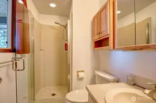 6127 Parkside Dr, Anacortes, WA 98221 - Photo 20