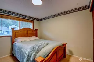 6127 Parkside Dr, Anacortes, WA 98221 - Photo 8