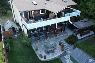 6127 Parkside Dr, Anacortes, WA 98221 - Photo 2