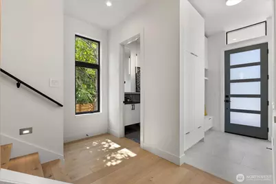 128 24th Avenue, Seattle, WA 98122 - Photo 10