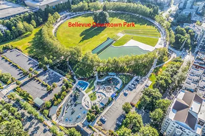 9426 Lake Washington Boulevard NE, Bellevue, WA 98004 - Photo 34