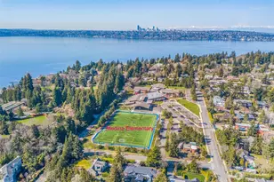 9426 Lake Washington Blvd NE, Bellevue, WA 98004 - Photo 32