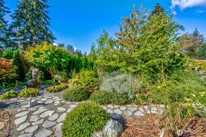 9426 Lake Washington Boulevard NE, Bellevue, WA 98004 - Photo 38