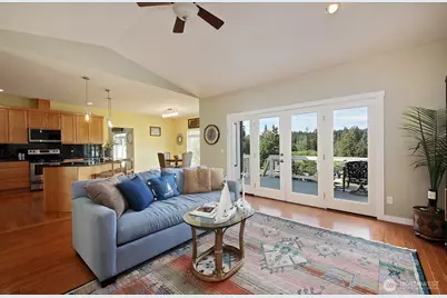 2445 Discovery Place, Langley, WA 98260 - Photo 8