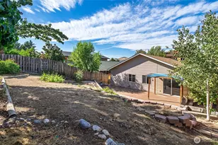 116 E Raymond Ave, Chelan, WA 98816 - Photo 22