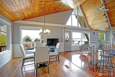 979 Cavalero Road, Camano Island, WA 98282 - Photo 2