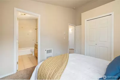 1512 NW 57th St #B, Seattle, WA 98107 - Photo 20